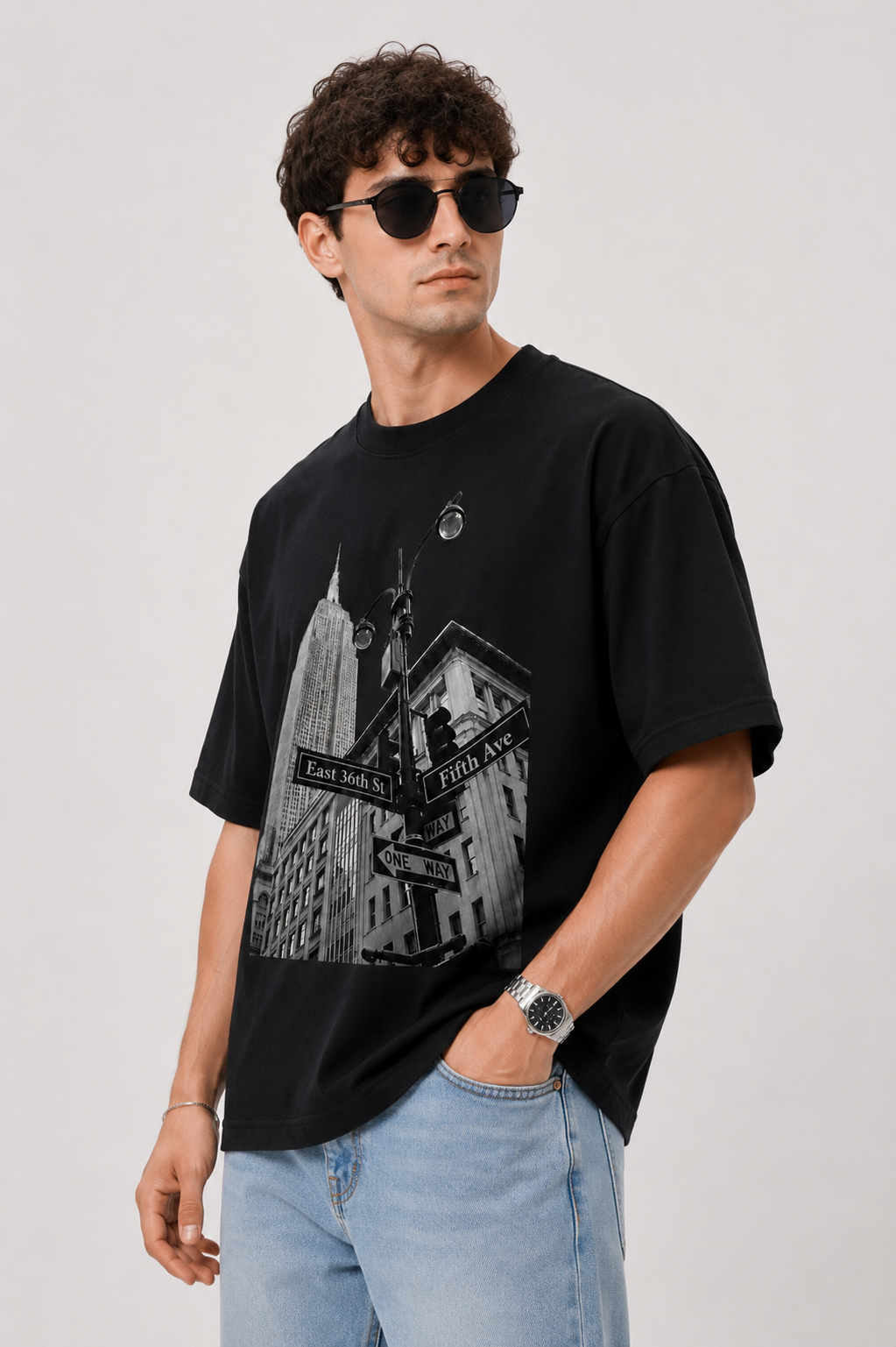 Midtown Noir Oversized tee