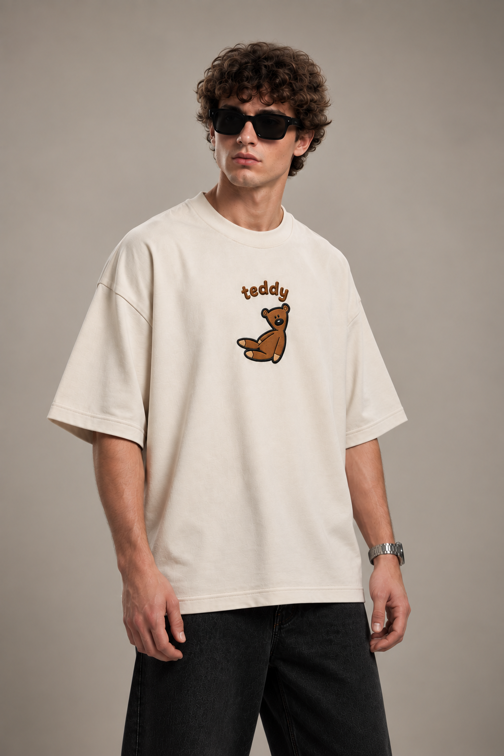 Mr. Teddy – Oversized Embroidered Tee